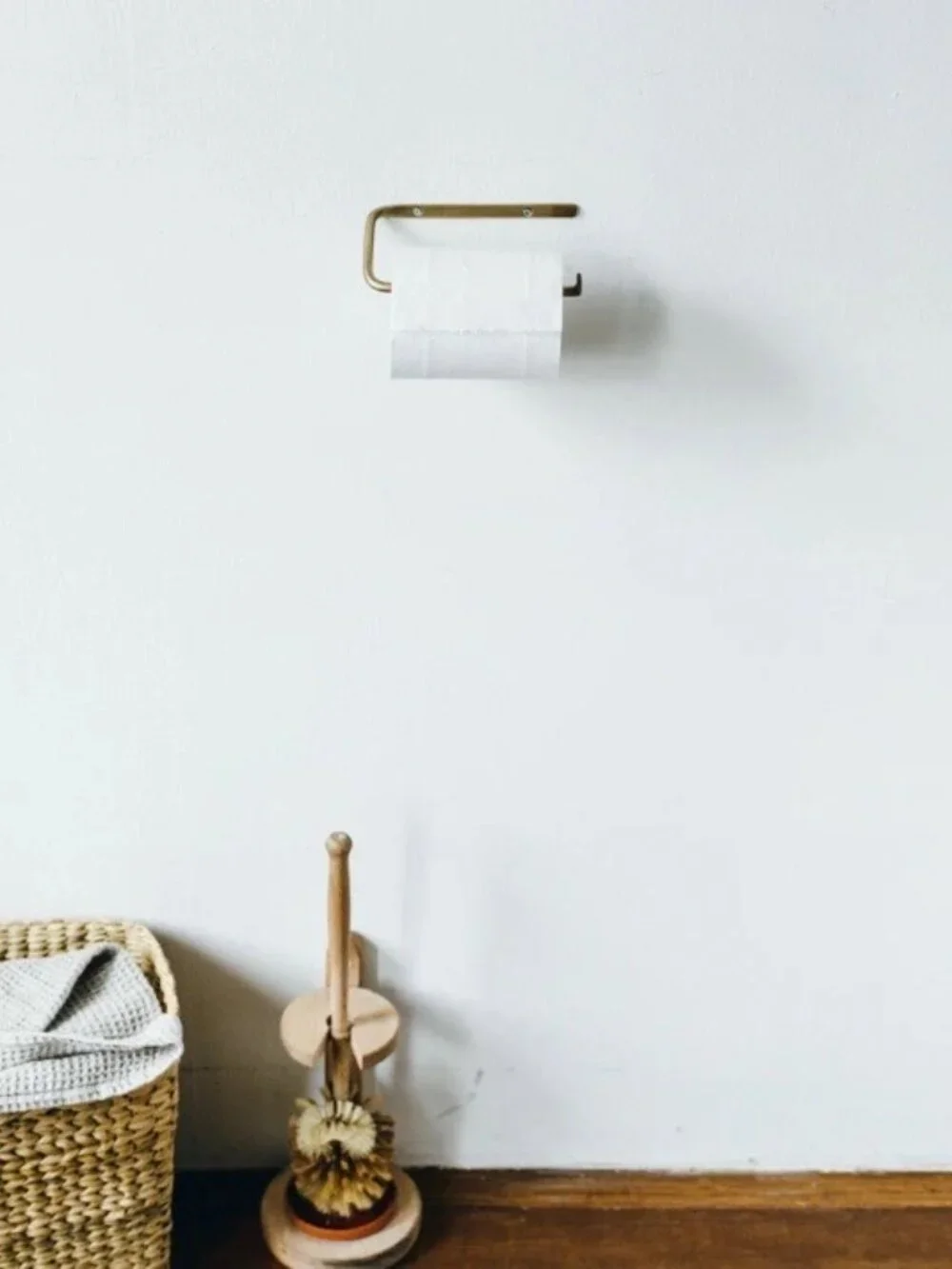 Fog Linen Antique Brass Toilet Paper Holder Wall Mount NWT
